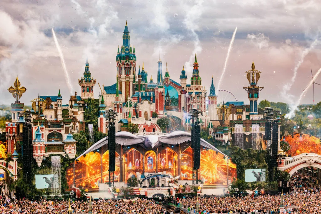 relive full tomorrowland 2023 sets from alesso, hardwell, amelie lens and more